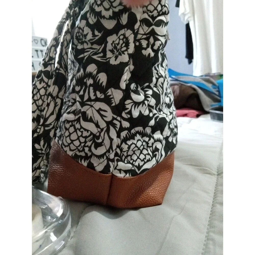 Stone Mountain SNY Black Floral Tote Purse Women’s Handbag